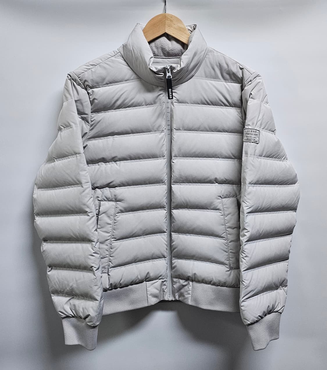 게스 여성 덕다운 경량패딩 S 상품이미지1