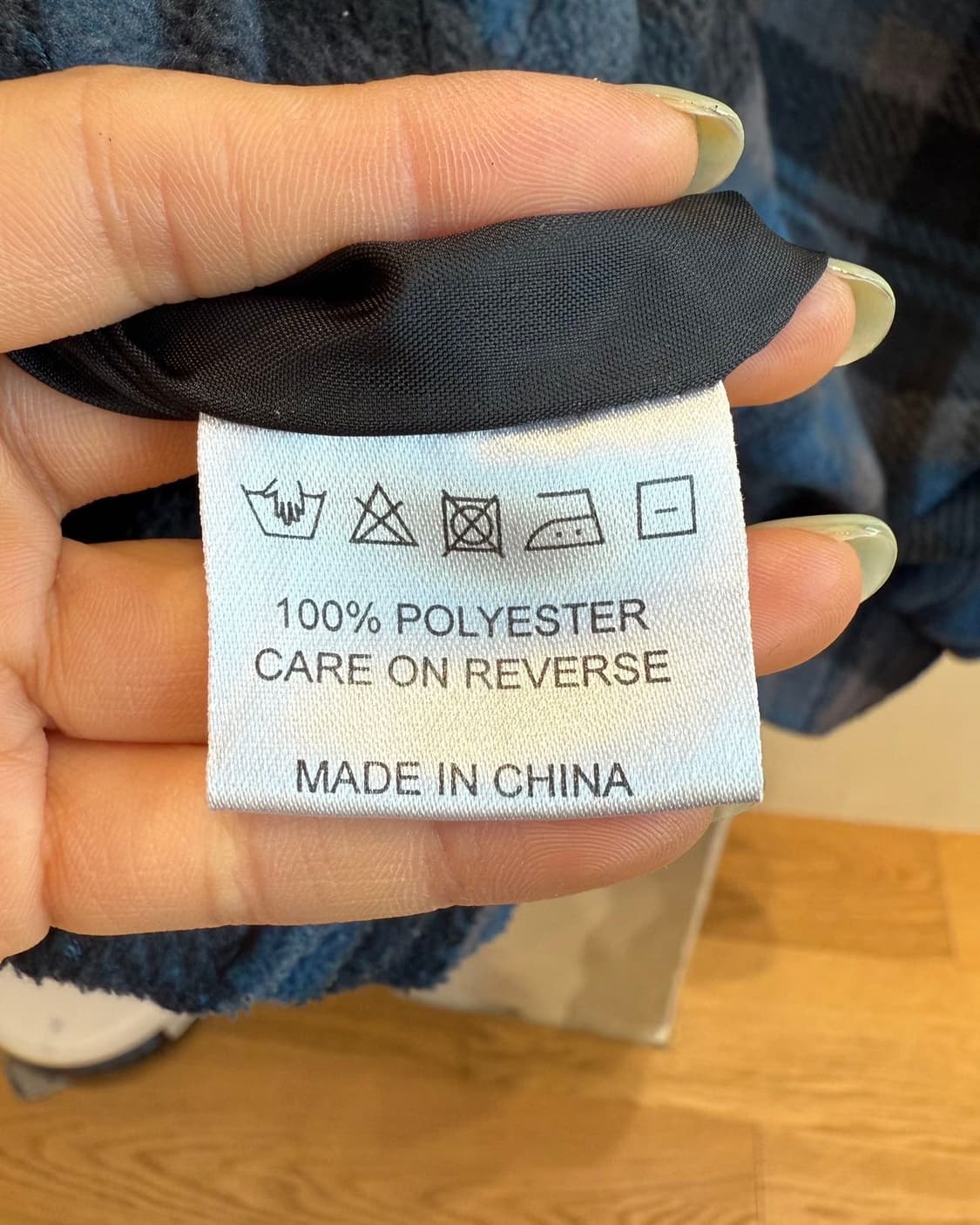 입생로랑 블루 90s 체크 플리스 자켓  상품이미지9