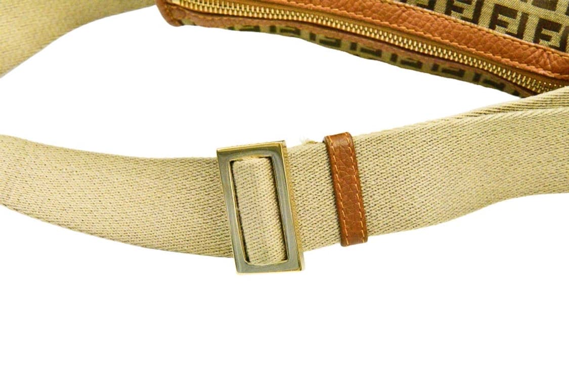 펜디 주키노 캔버스 F 참 크로스백 (정품) 상품이미지9