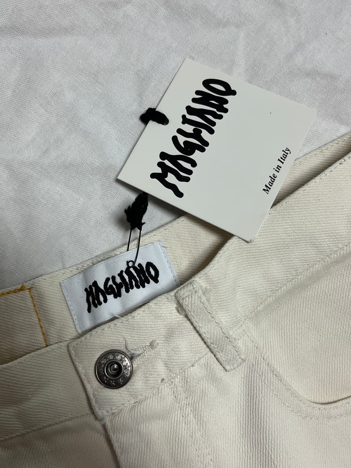 마리아노(MAGLIANO) 오프화이트 데님쇼츠/반바지 상품이미지3