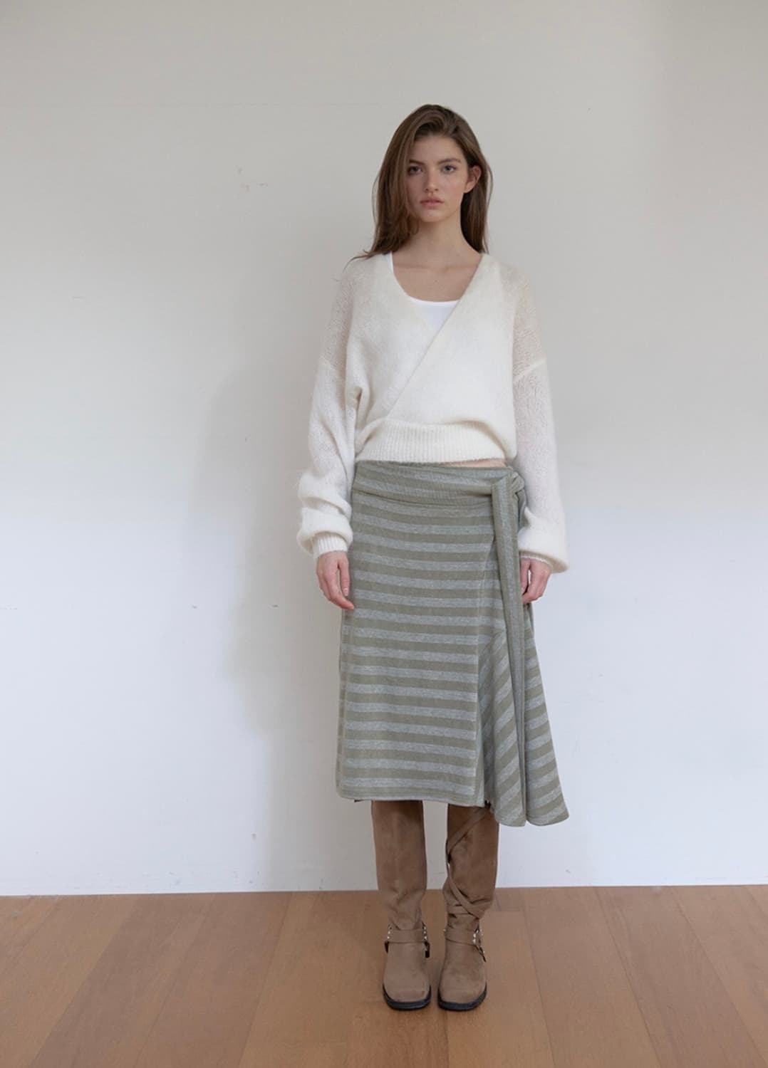 아수라 SOFT TIE SKIRT (KHAKI) 상품이미지1