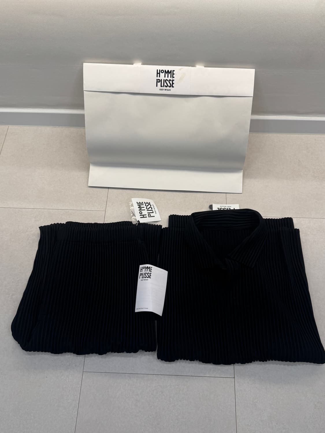 신상 옴므 플리세 먼슬리 팬츠 블랙 새상품 (택포함) size3 상품이미지6