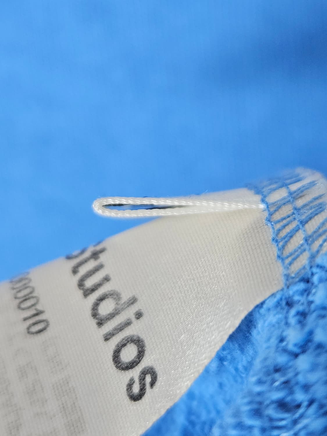 아크네스튜디오 포바 페이스패치 이모지 맨투맨 라운드넥 M (정품) 상품이미지5