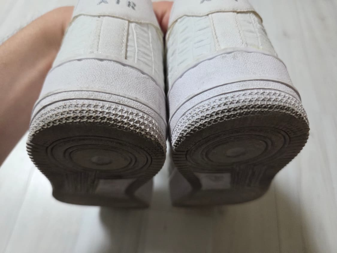 나이키 에어포스 1 로우 '07 LV8 화이트 크록 270 상품이미지9