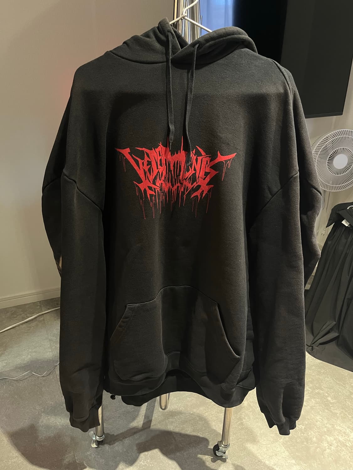 Vetements 2018 시티 메탈 로고 후디 상품이미지1