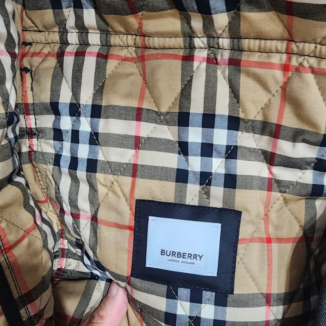 버버리 KEMBEL 다이아몬드 퀼팅자켓 S 새거급 상품이미지6