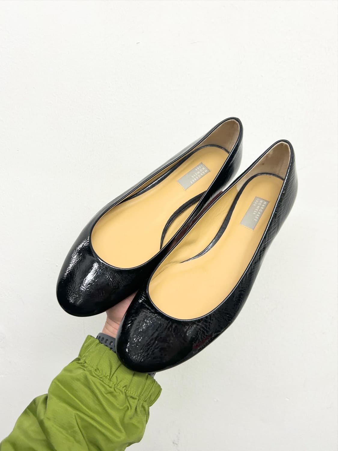 마가렛호웰 에나멜 플랫슈즈 235 상품이미지1