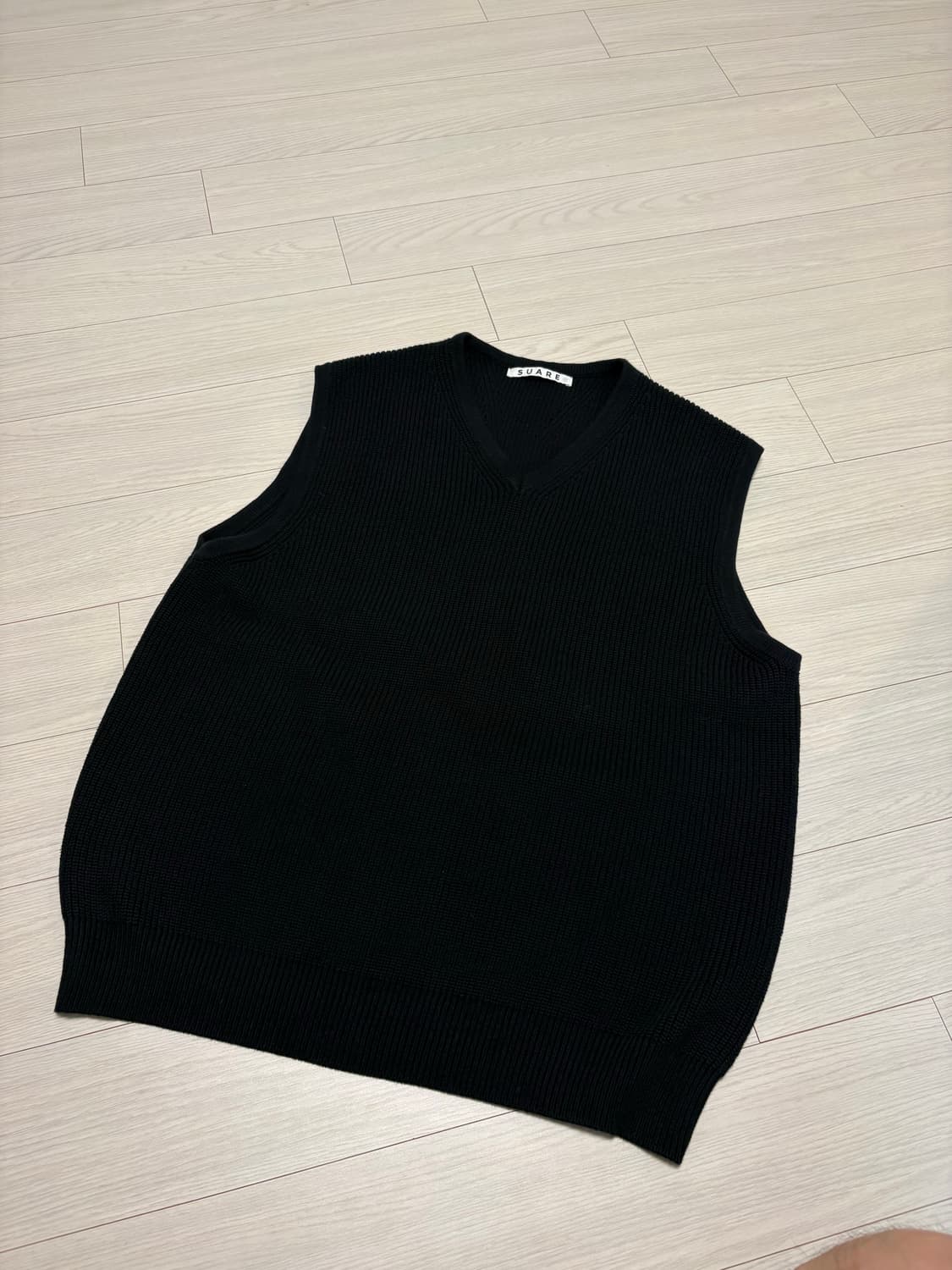 SUARE 수아레 코튼 브이넥 니트 베스트 블랙 M 상품이미지1