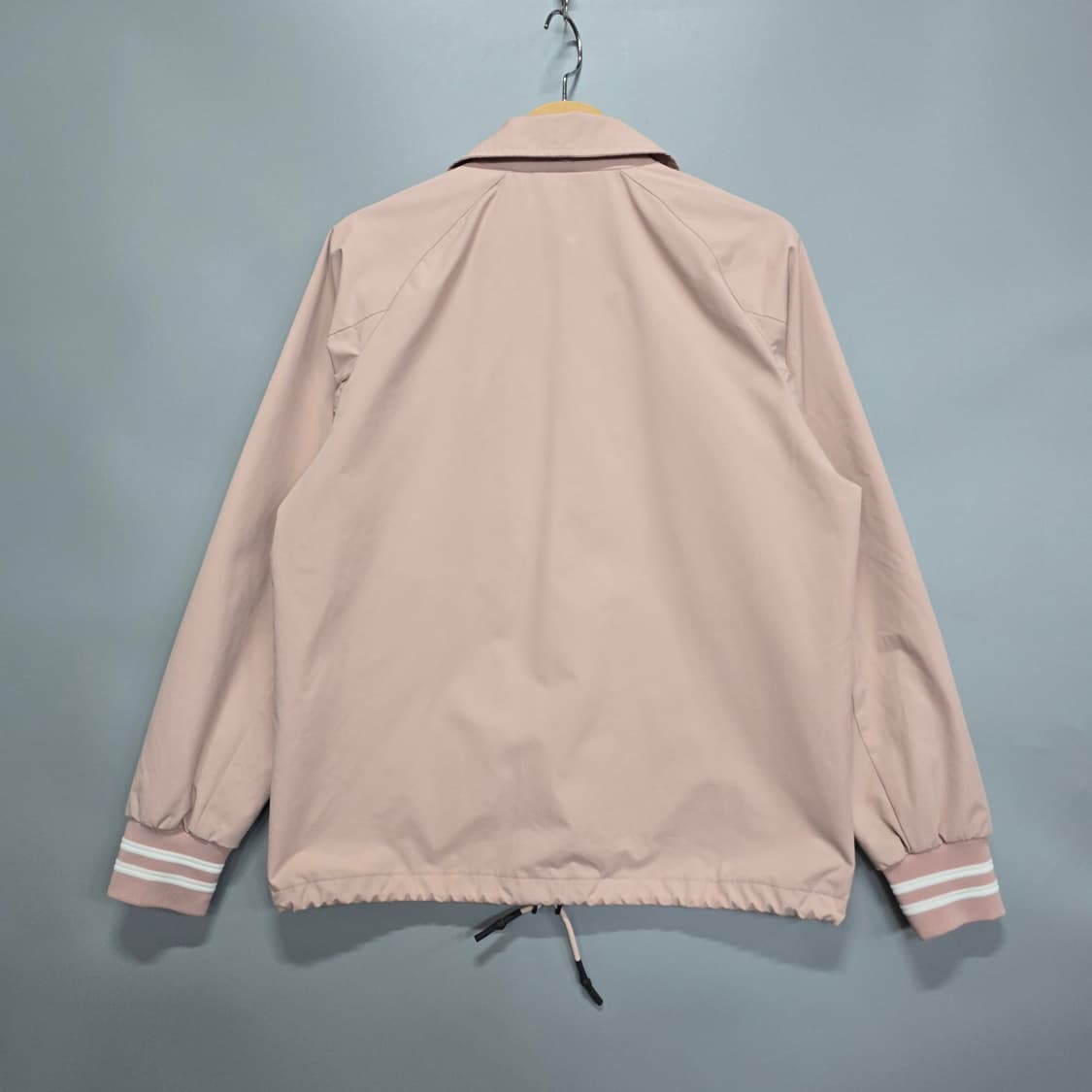 뉴발란스 코치 바람막이 자켓 S 상품이미지2