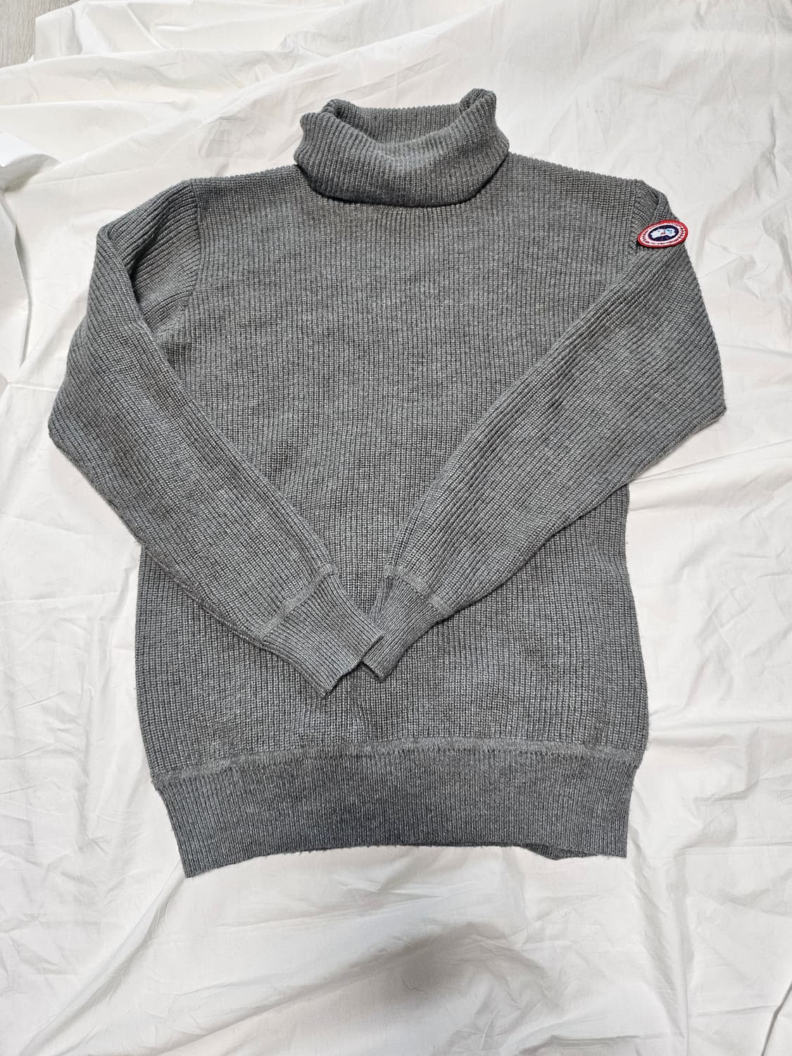 Canadagoose 터틀넥 니트 스웨터 XL 상품이미지1