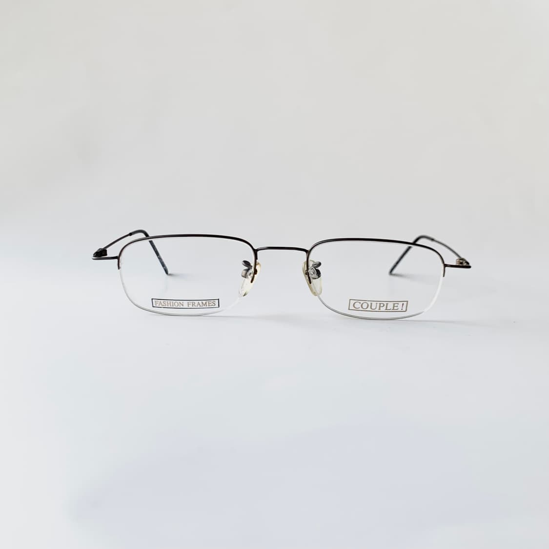 데드스탁 스텐다드형 초경량 사각 반무테 330 상품이미지1