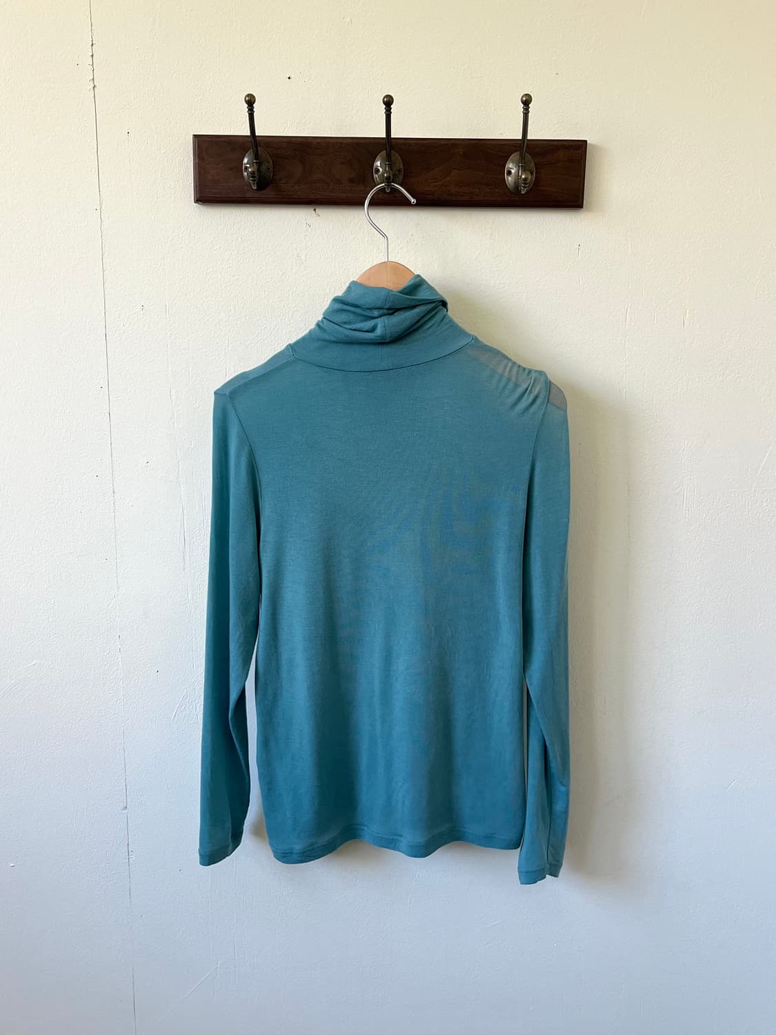 Aloe 스카이블루 터틀넥 상품이미지3