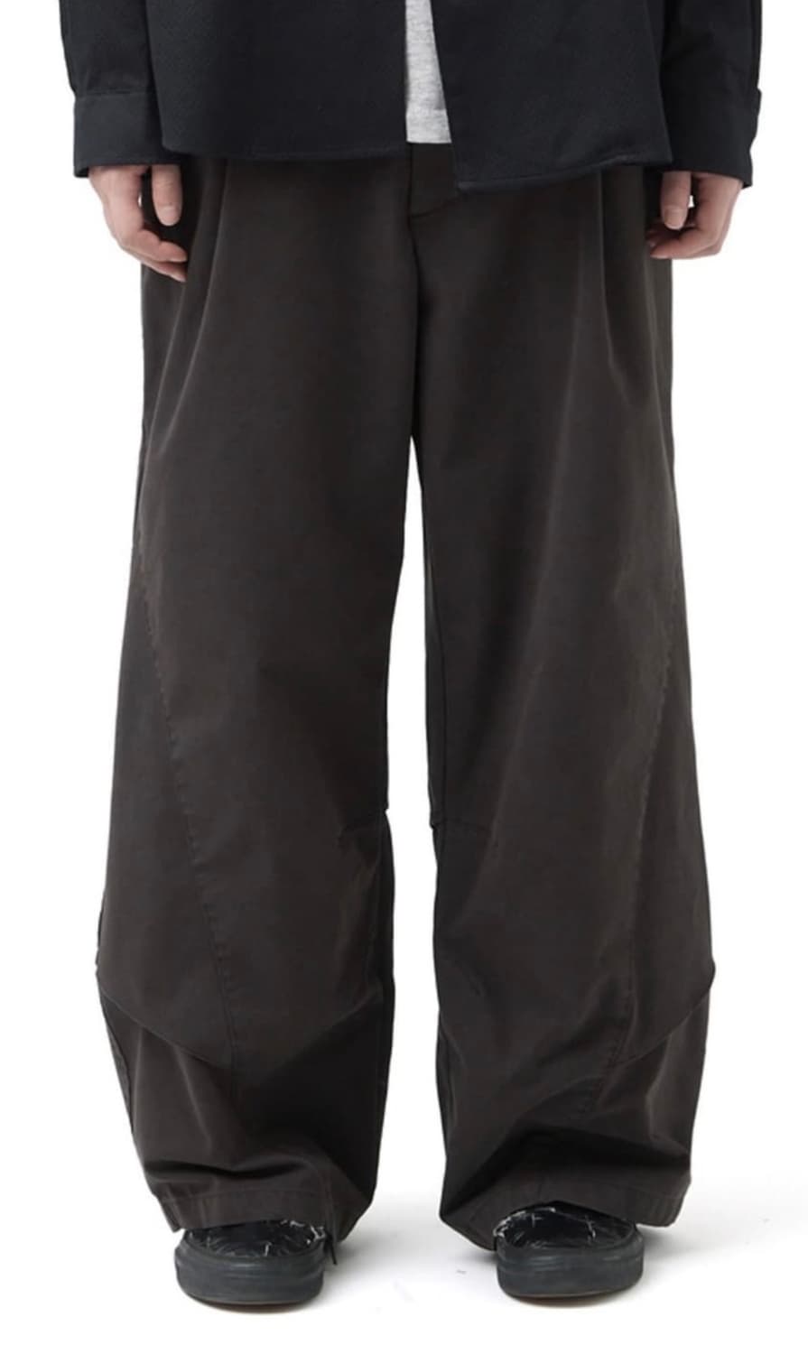 해칭룸 트라이앵글 트라우저 v2 상품이미지2