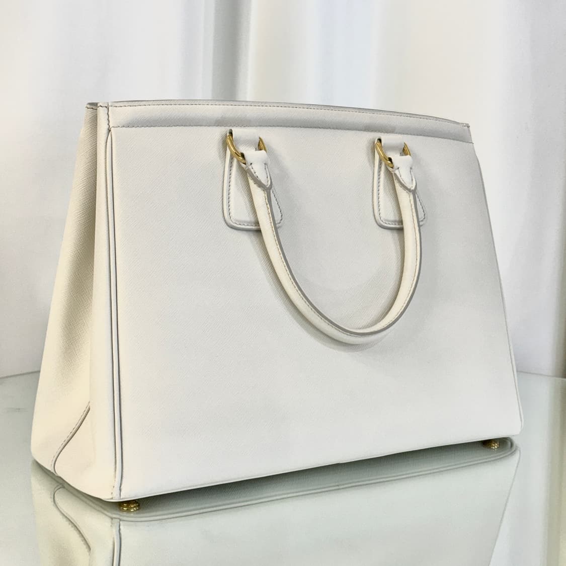 [정품] 프라다 갤러리아 럭스 사피아노 토트백 금장 미듐 상품이미지4