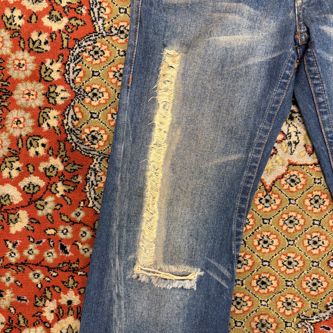 [32] 트루릴리전 JOEY 조이 데미지 부츠컷 데님 팬츠 상품이미지6