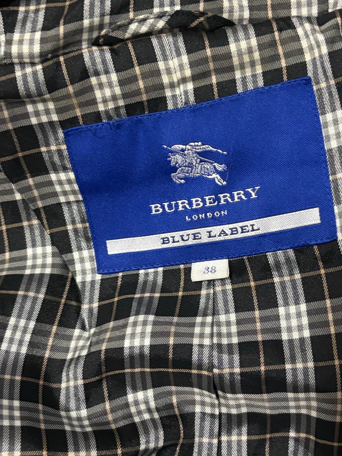 버버리 하이넥 하프코트. 그레이. 상품이미지6