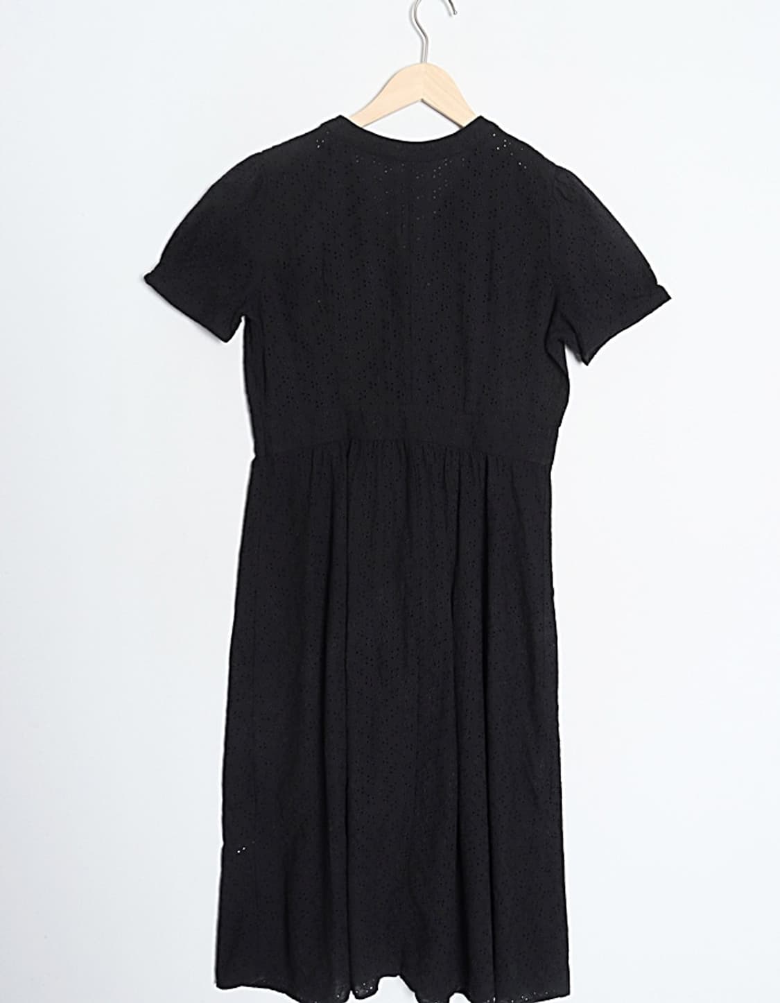 G U EyeletLace One-Piece 상품이미지6