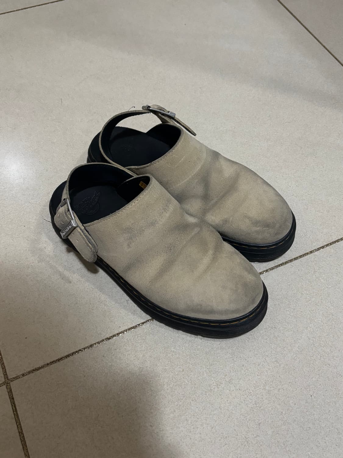 닥터마틴 브루클린 뮬 EU41 (260) 상품이미지1