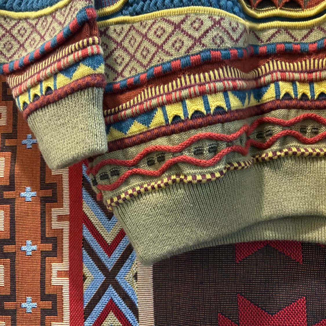 ERAROO 페턴 포인트 니트 상품이미지3