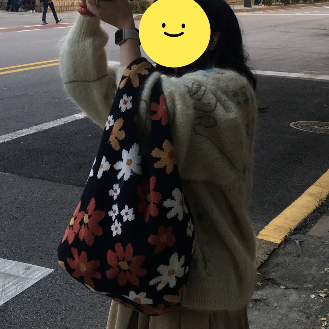 모리걸 플라워 패턴 니트 토트백 상품이미지3