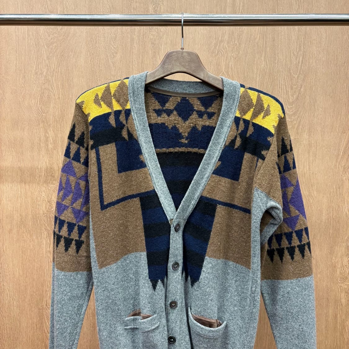 사카이 브이넥 긴팔 울 블렌드 가디건 보헤미안 기하학 패턴 디테일 그레이 상품이미지4