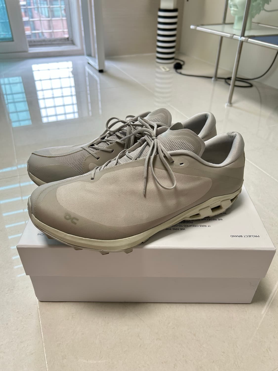 온러닝 파프 클라우드벤쳐 아이스문 295 상품이미지1