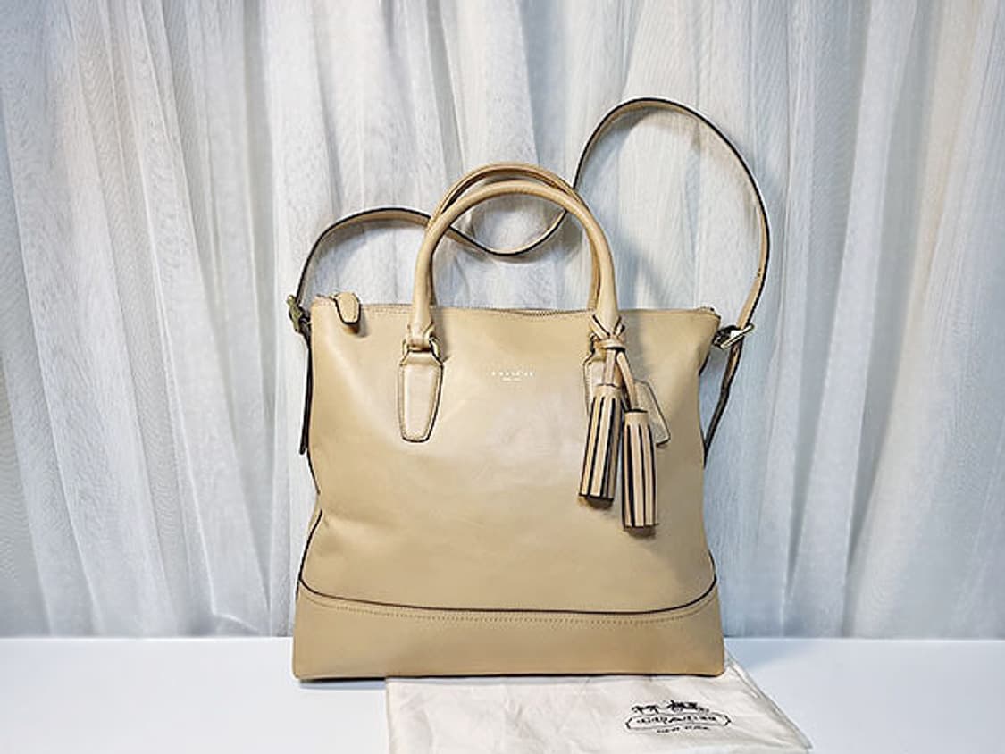 코치 레더 숄더 상품이미지1