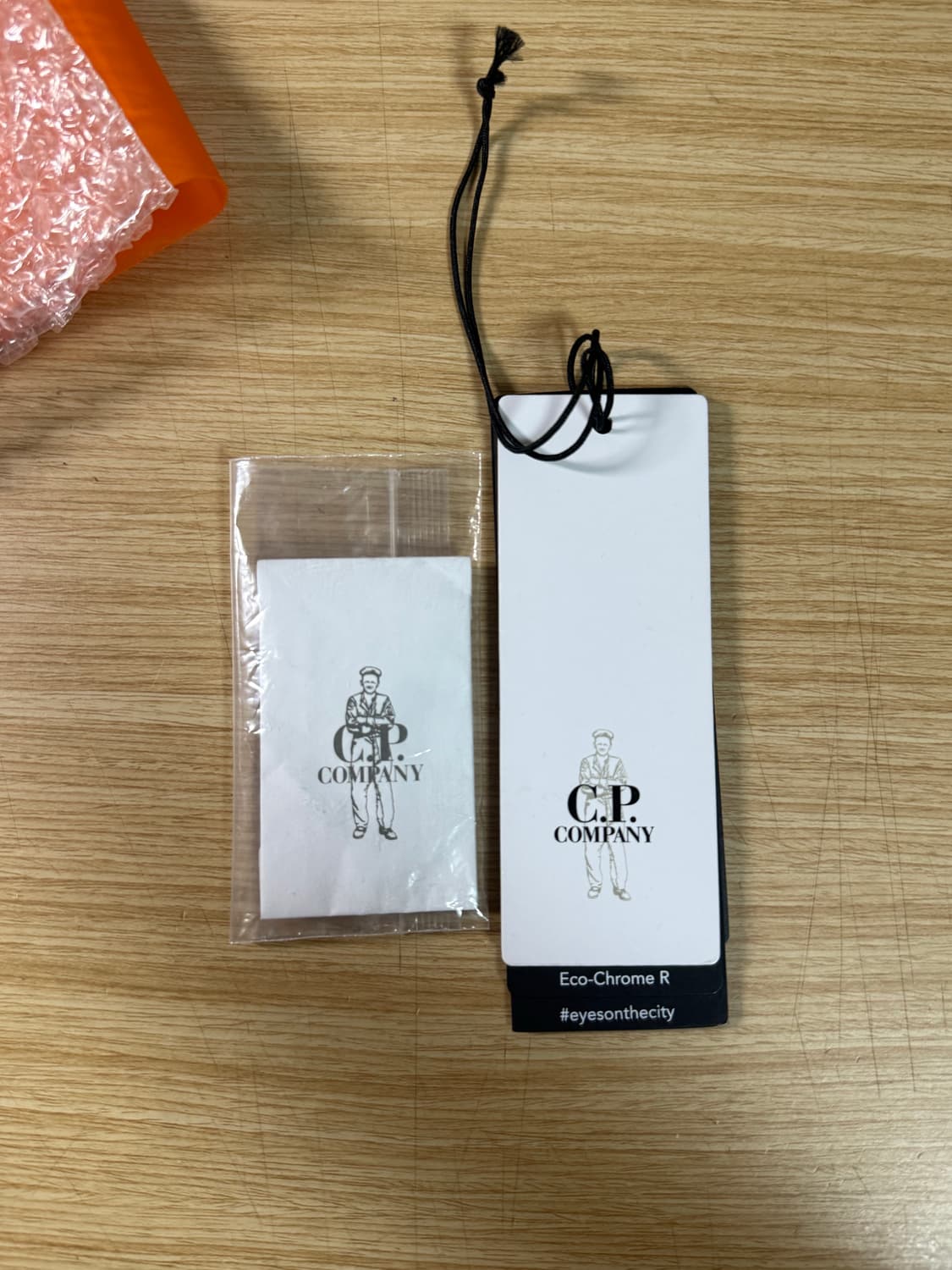 cp컴퍼니 에코 크롬r 고글 다운 자켓 50size 상품이미지8