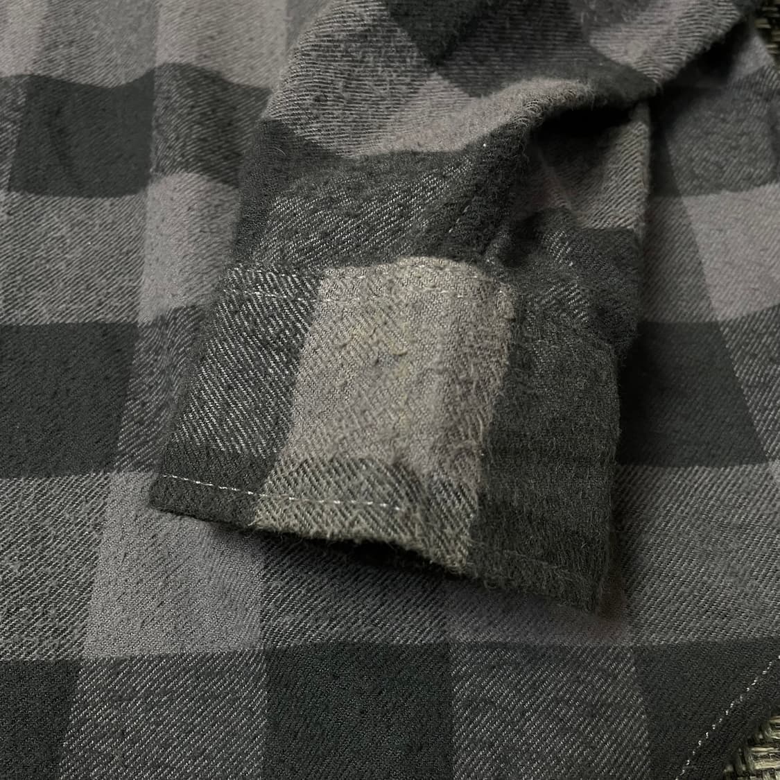 오쉬코쉬 그레이차콜 깅엄체크 투포켓 긴팔 셔츠 M 상품이미지4