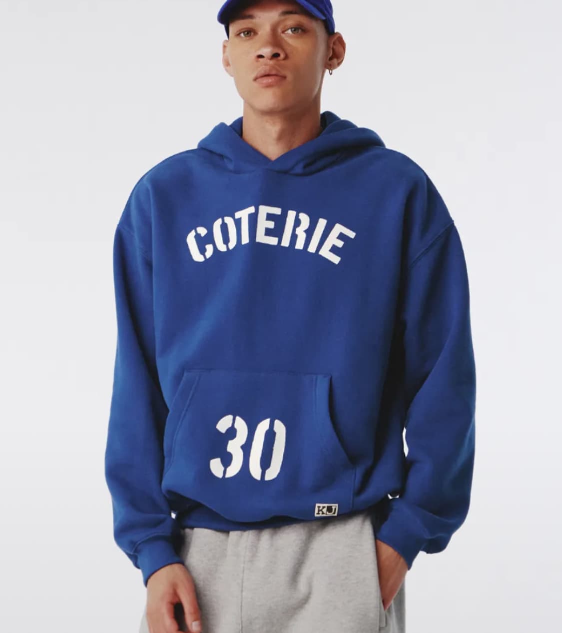 기준 맨 coterie 후드티 블루 상품이미지1