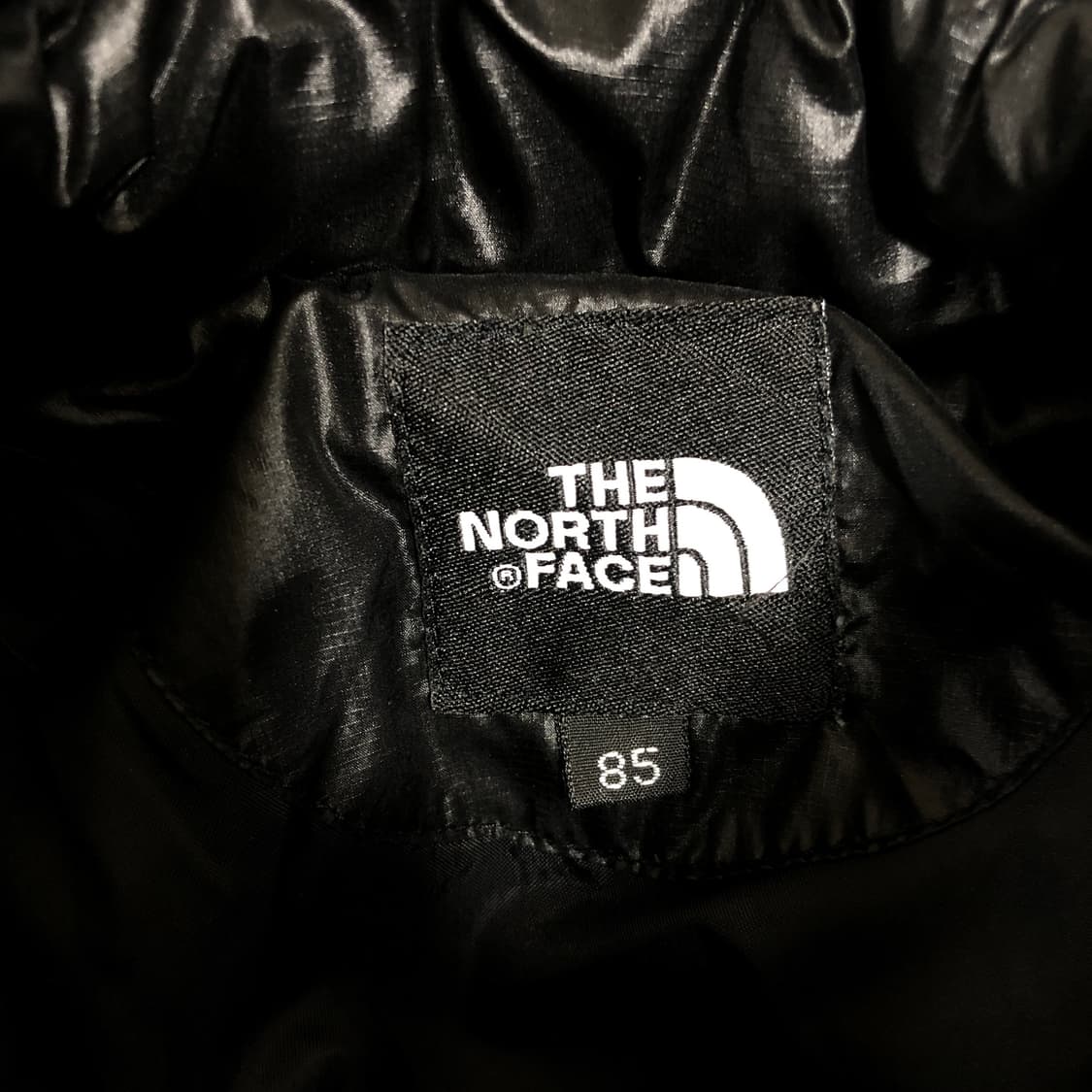 노스페이스 경량패딩 xs 상품이미지2