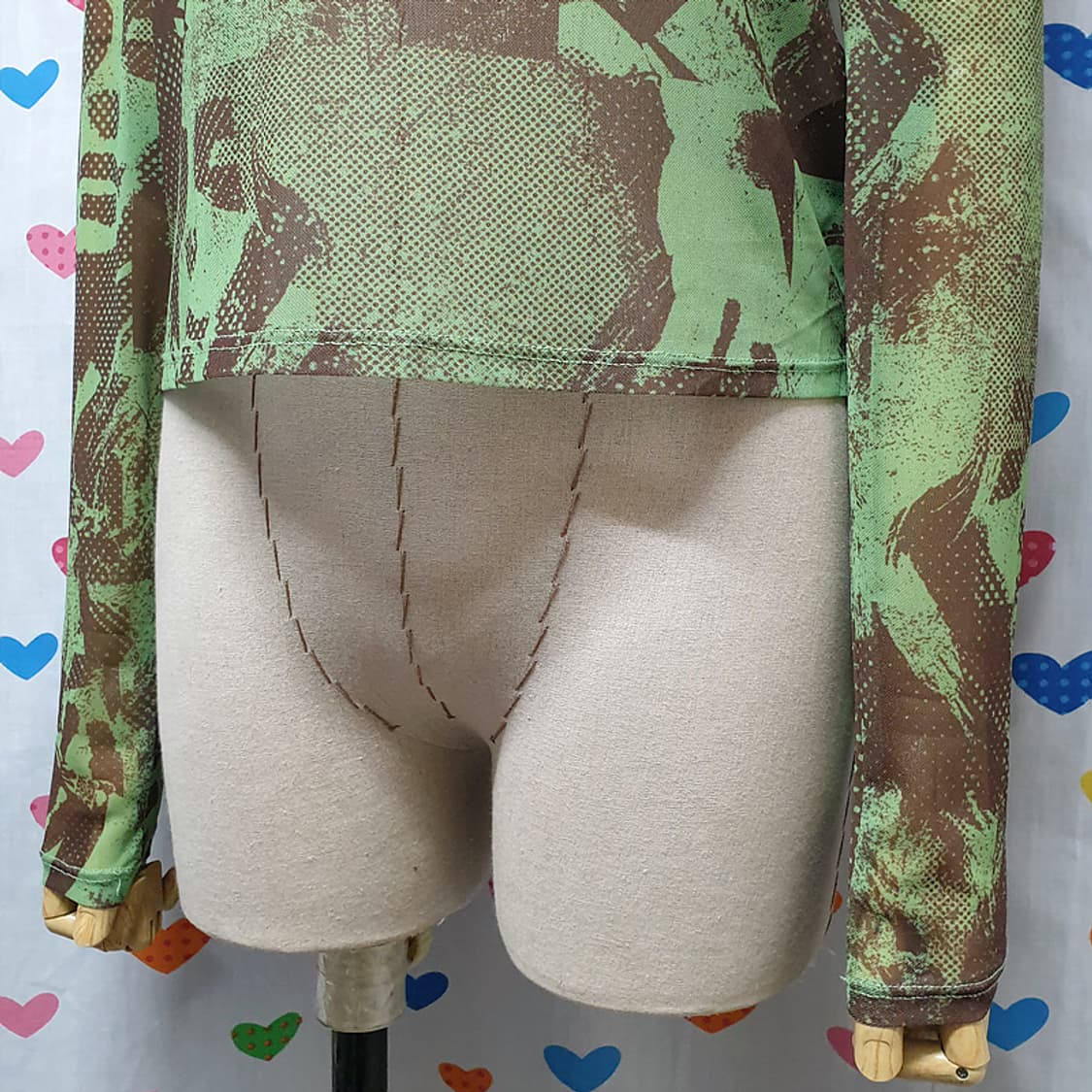 H&M 시스루 땡땡이 도트패턴 그래픽 프린팅 프린트 패치워크 긴팔티셔츠 상품이미지4