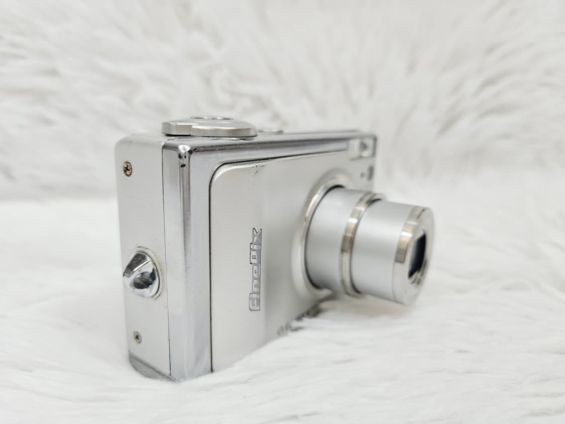 [A급] 후지필름 FinePix F10 빈티지 디카, 디지털카메라 판매 상품이미지2