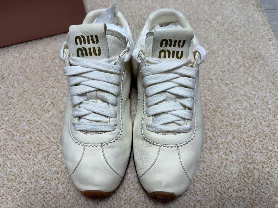 [정품] 미우미우 풀룸 아파 레더 스니커즈 230-235 상품이미지3