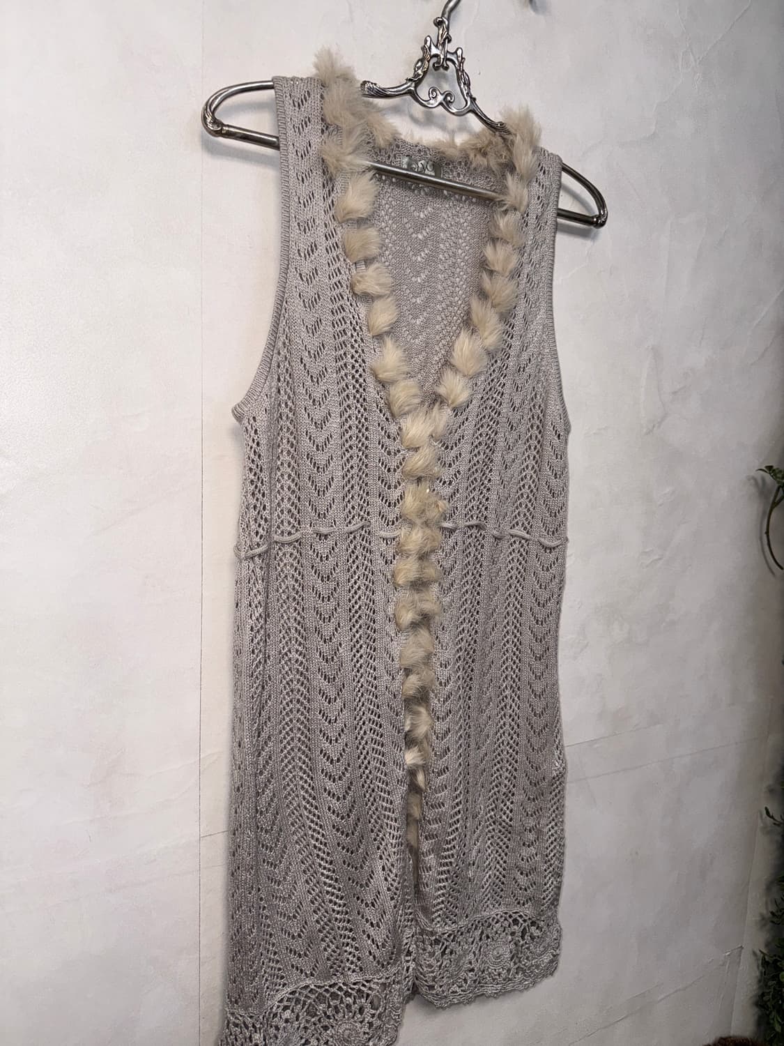 Gray rabbit fur trimming crochet vest  상품이미지5