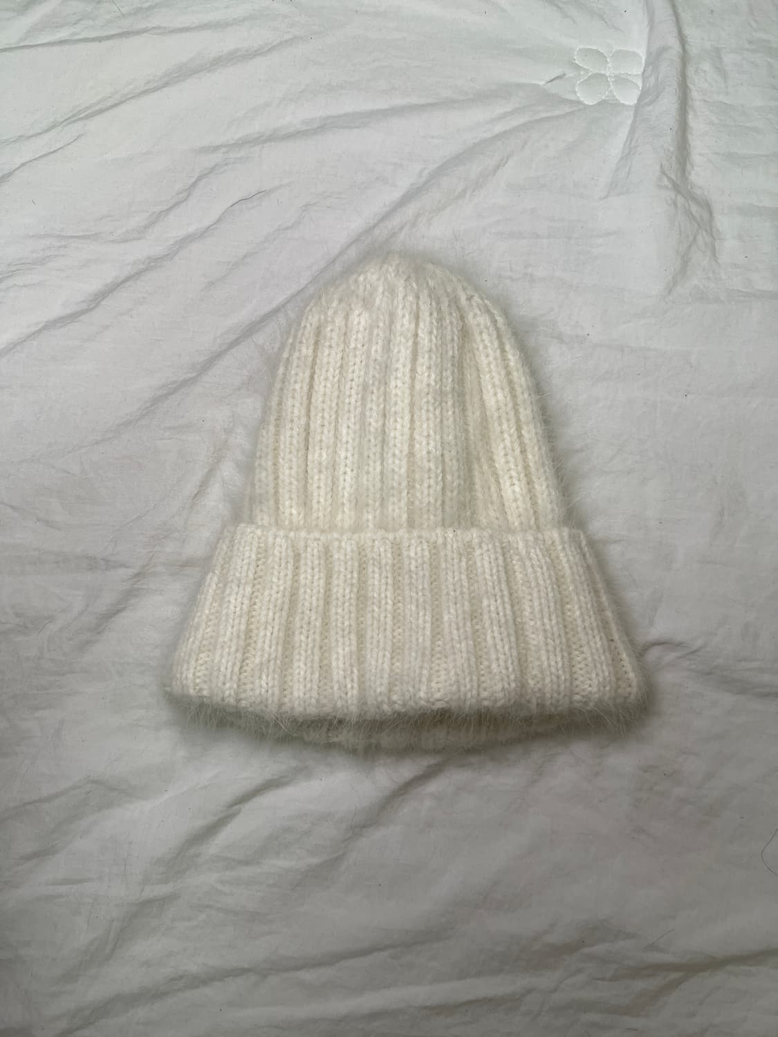 생긴스튜디오 앙고라 화이트 비니 상품이미지3