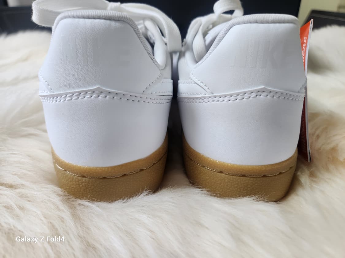 (N)나이키 필드 제너럴 235mm 풀박스 새상품 판매합니다. 상품이미지6