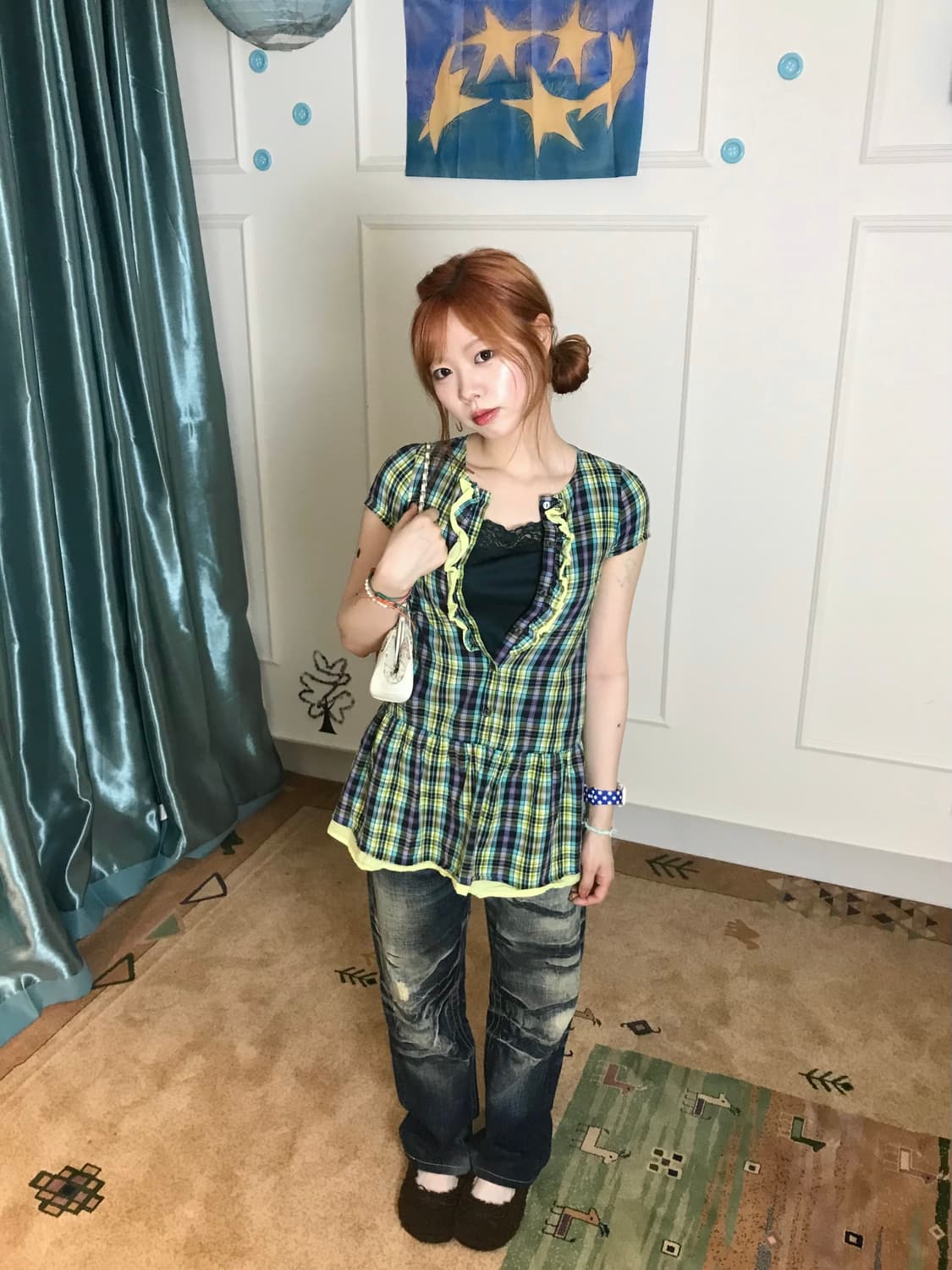 캐주얼하면서도 빈티지한 무드가 드러나는 코디🪴 상품이미지1