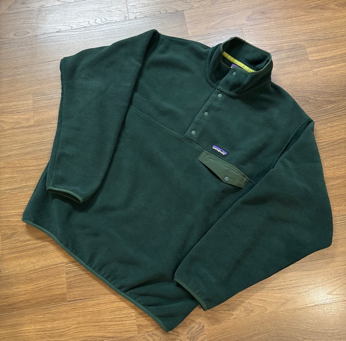파타고니아 헤비웨이트 신칠라 노던그린 m사이즈 판매합니다. 상품이미지2