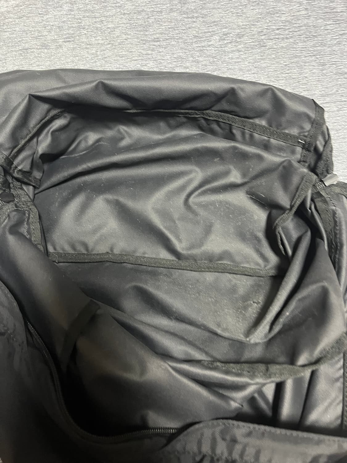 꼼데가르송 백팩 상품이미지7