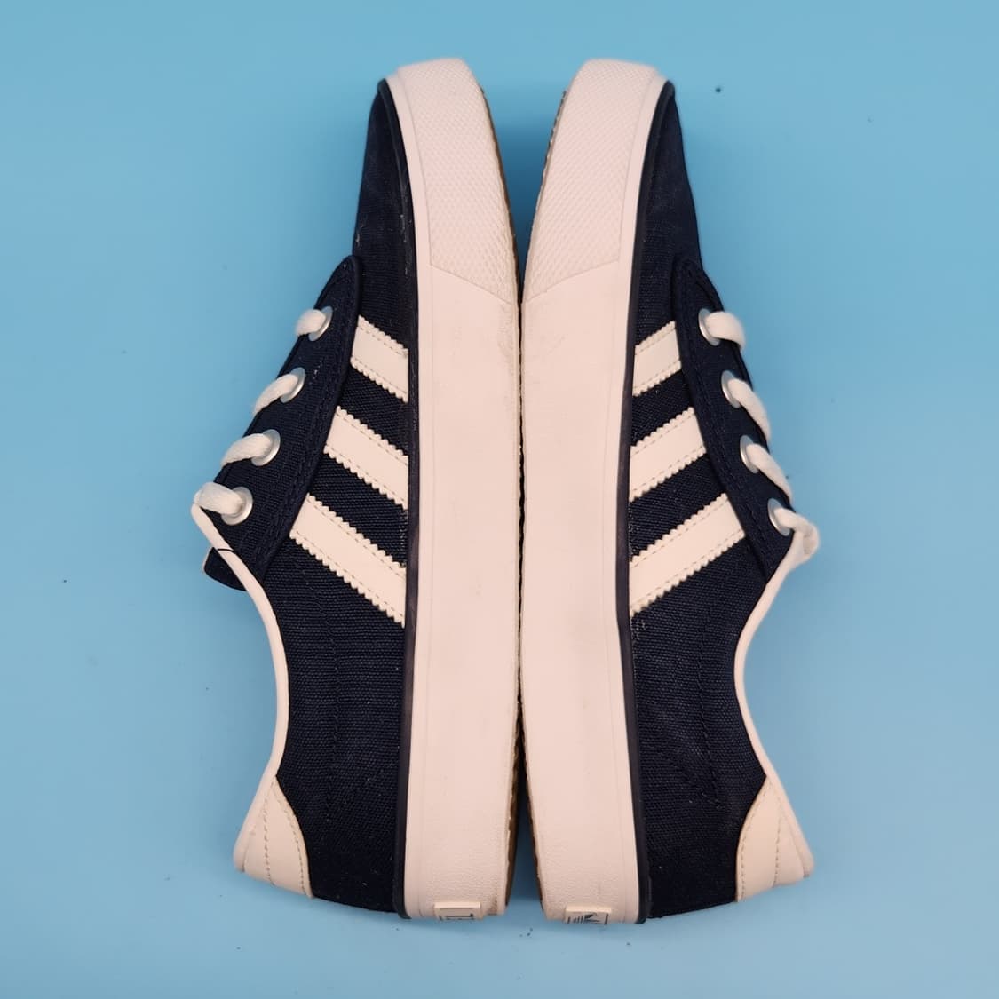ooo 아디다스 키엘 여성스니커즈 230 상품이미지5