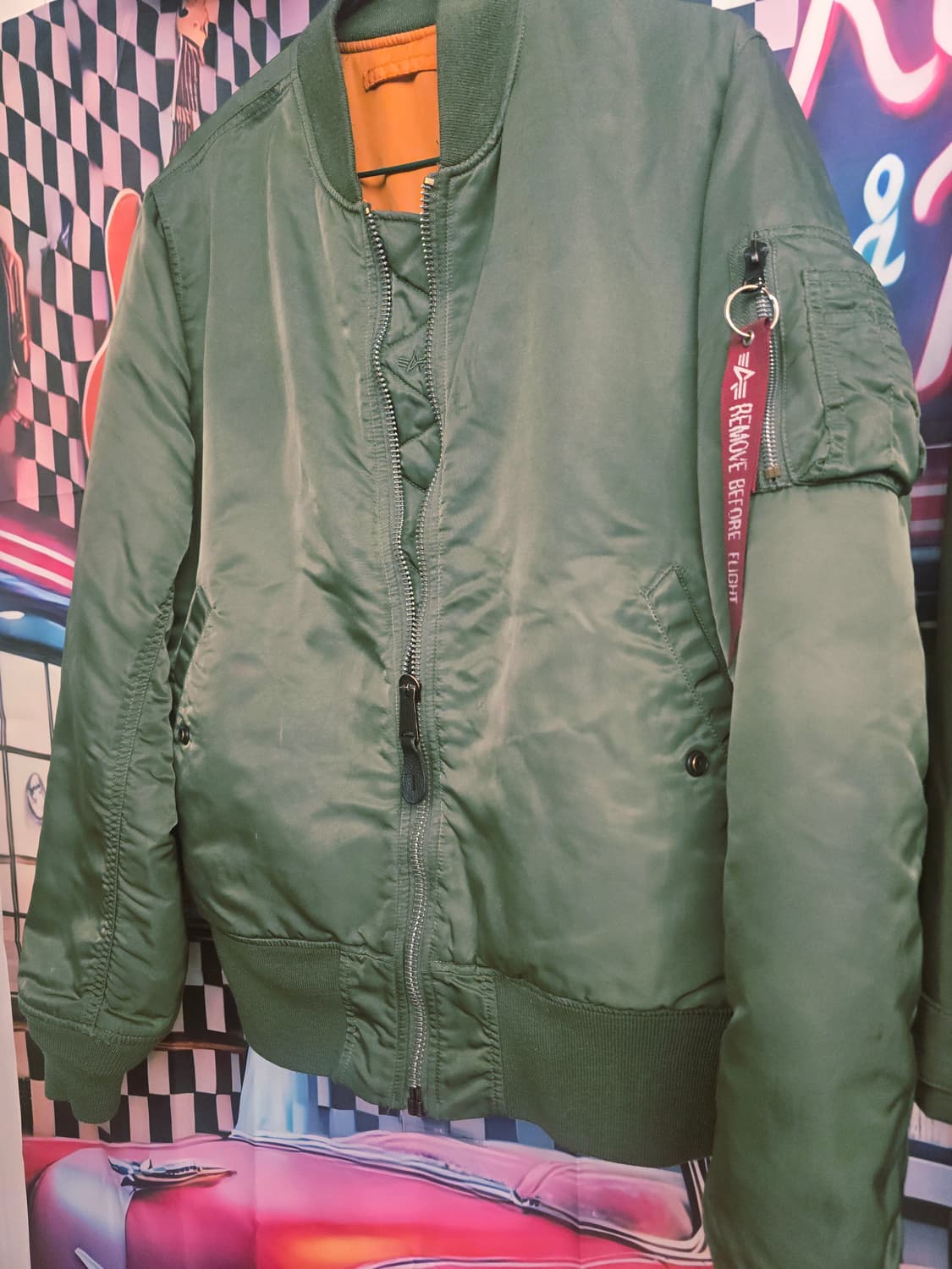 알파 인더스트리(Alpha Industries)MA-1 플라이트 재킷 상품이미지9