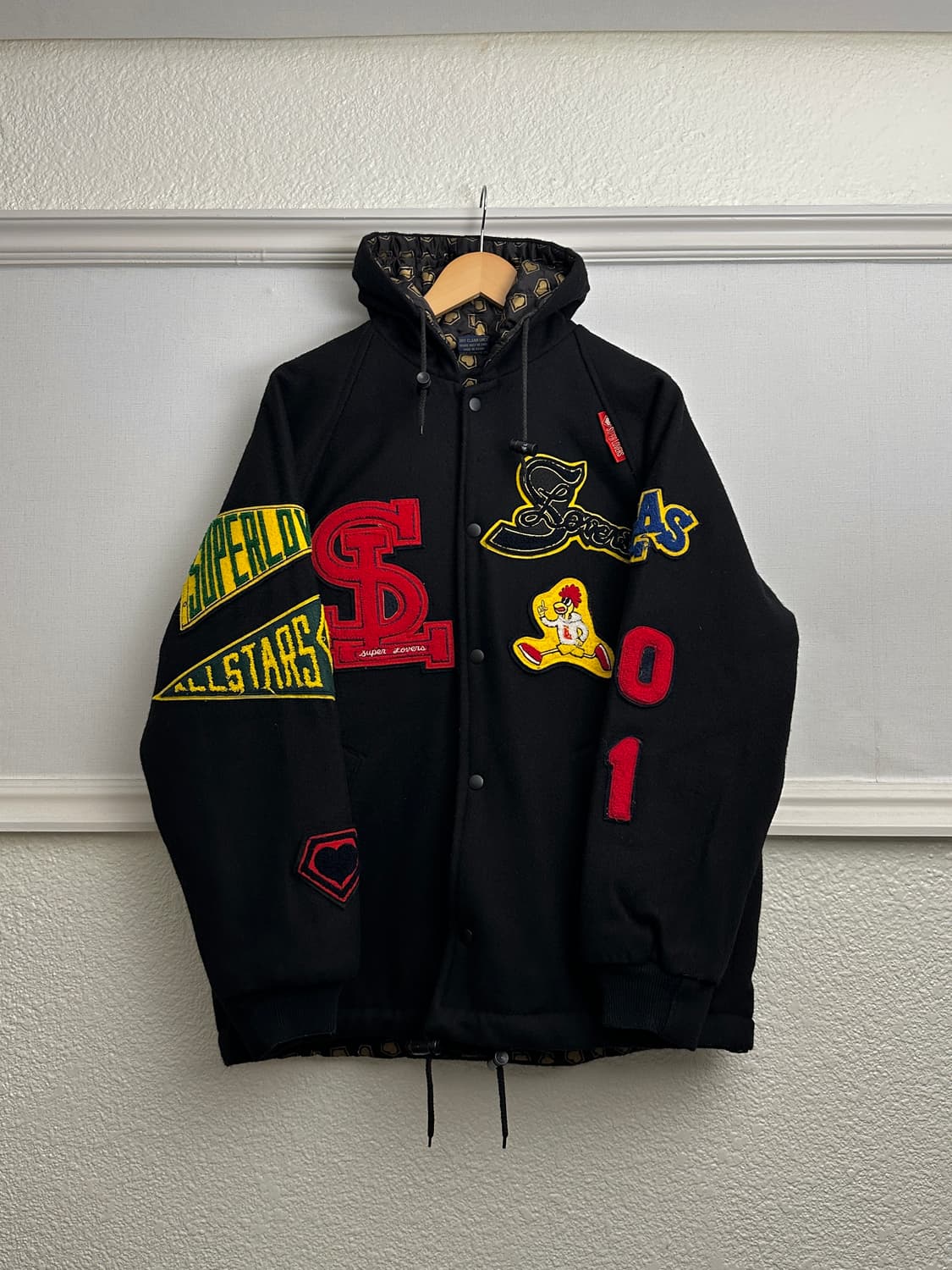 Super Lovers 빅 패치 바시티 자켓 상품이미지7