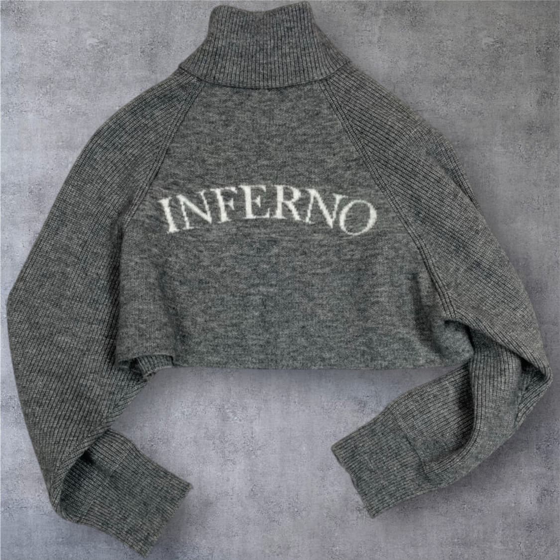 숲 SOUP 그레이 레터링 하이넥 크롭 니트 집업  상품이미지7