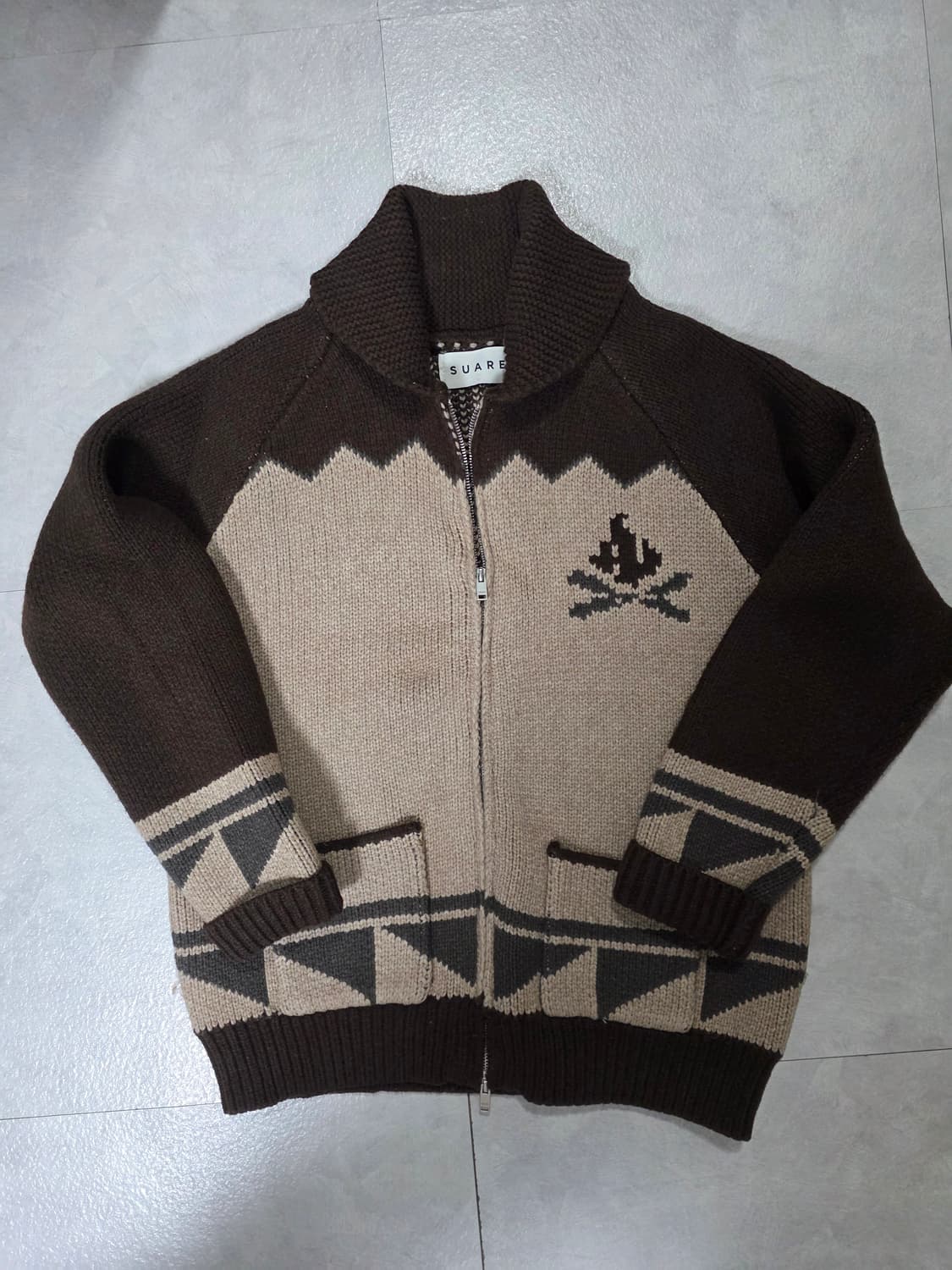 수아레 워셔블 코위친 니트 L 울프🐺 배송가능 📦 상품이미지3