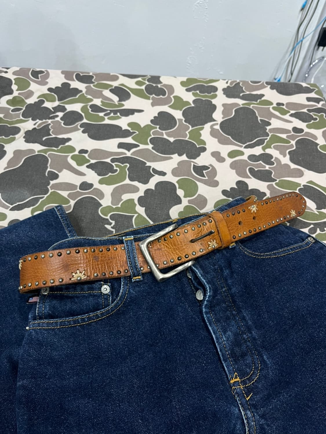 빈티지 스터드 레더 벨트 상품이미지1