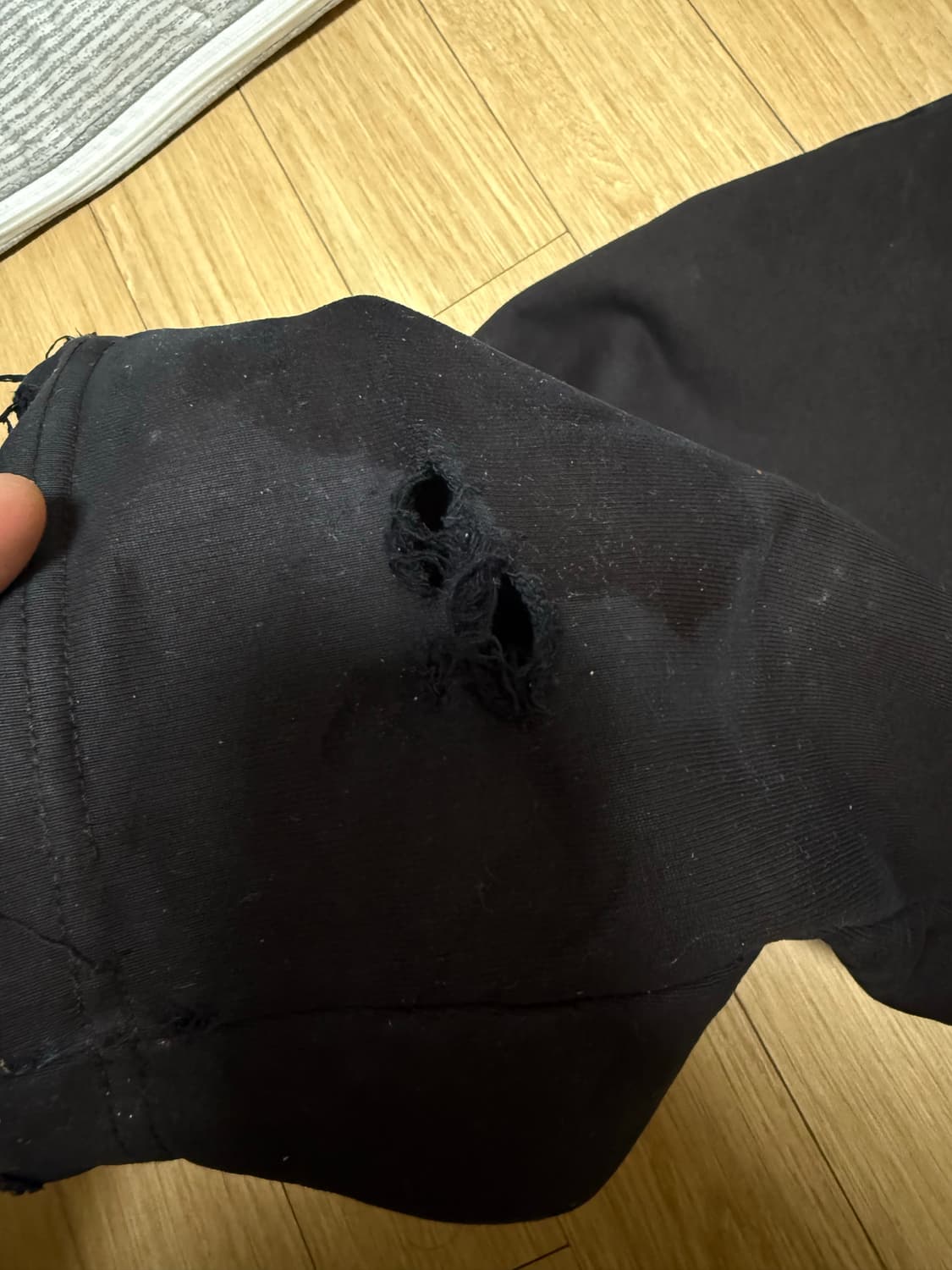 [S] 발렌시아가 노로고 스웻팬츠 국문택 상품이미지10