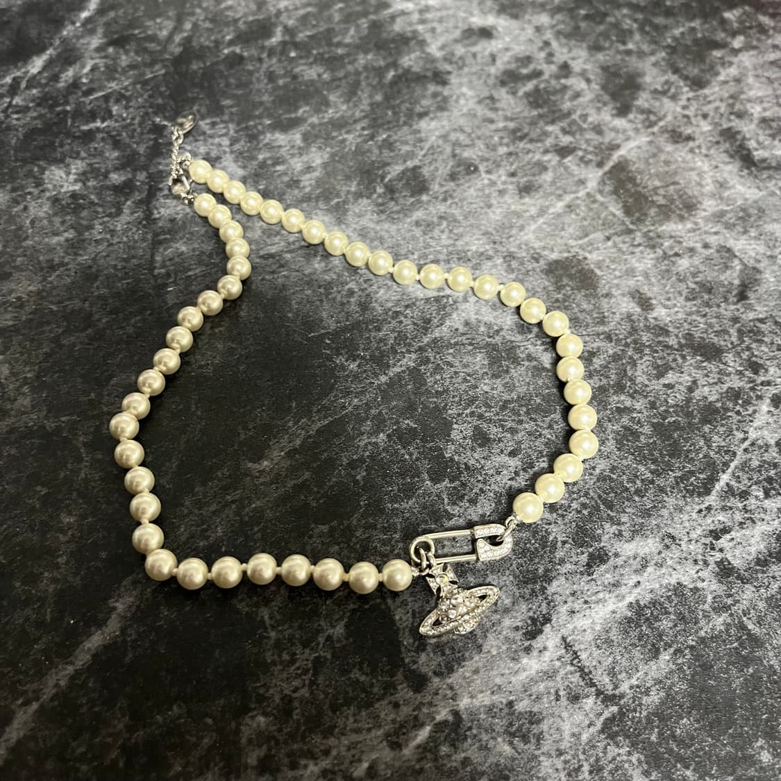 [Vivienne Westwood]비비안웨스트우드 루크리르펄목걸이 상품이미지8