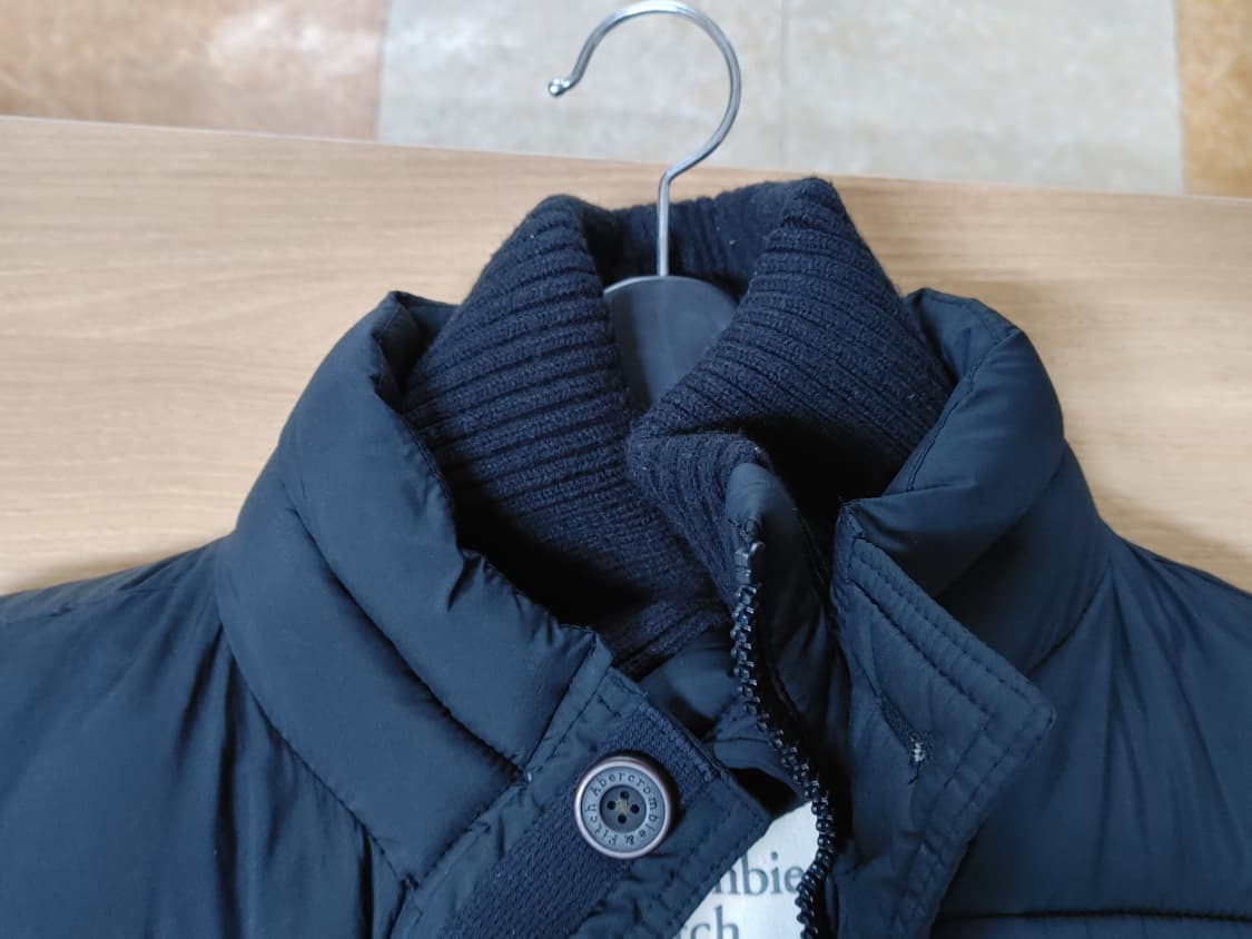 Abercrombie&Fitch 아베크롬비 남성 패딩조끼(연블랙) 상품이미지4