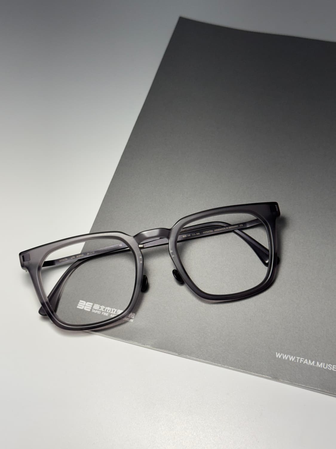 마이키타 MYKITA 독일 명품 볼드 스퀘어 안경테 0041 상품이미지1